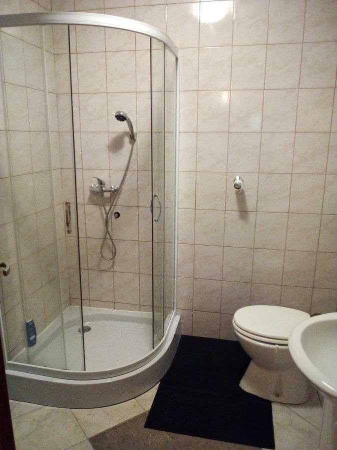 Studio Apartman Hrast Seline Eksteriør billede